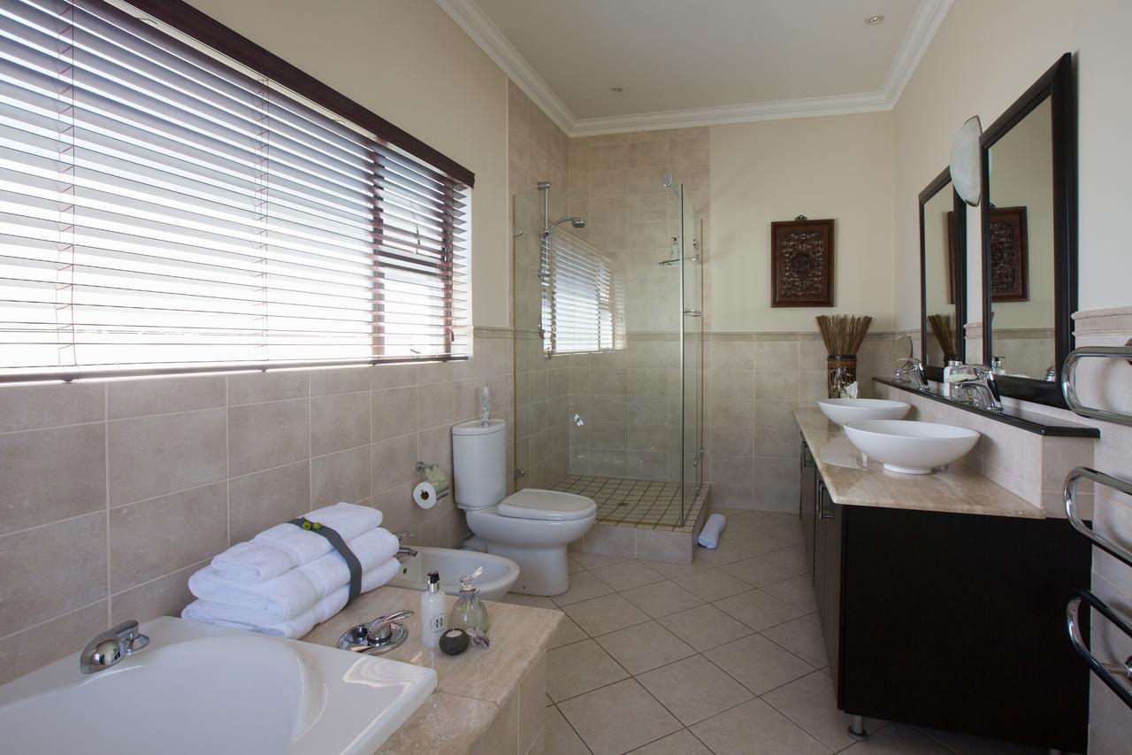 58 On Hume Bed & Breakfast Johannesburg Eksteriør bilde